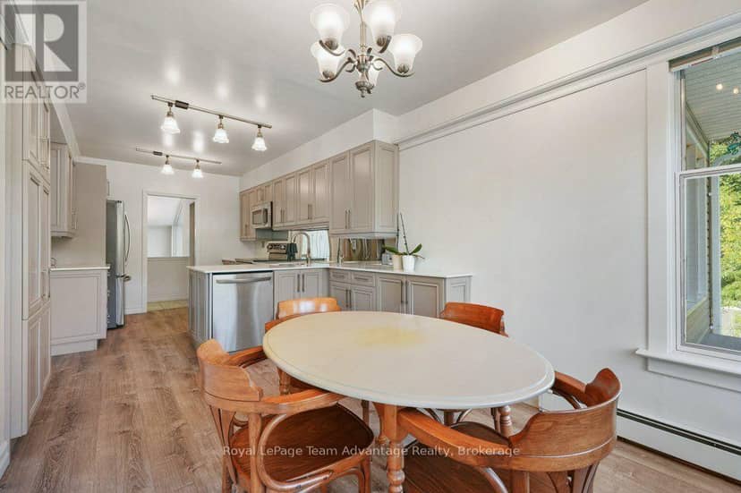 6 Ginnie Street — photo 16 of 40