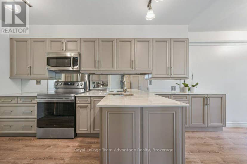 6 Ginnie Street — photo 18 of 40