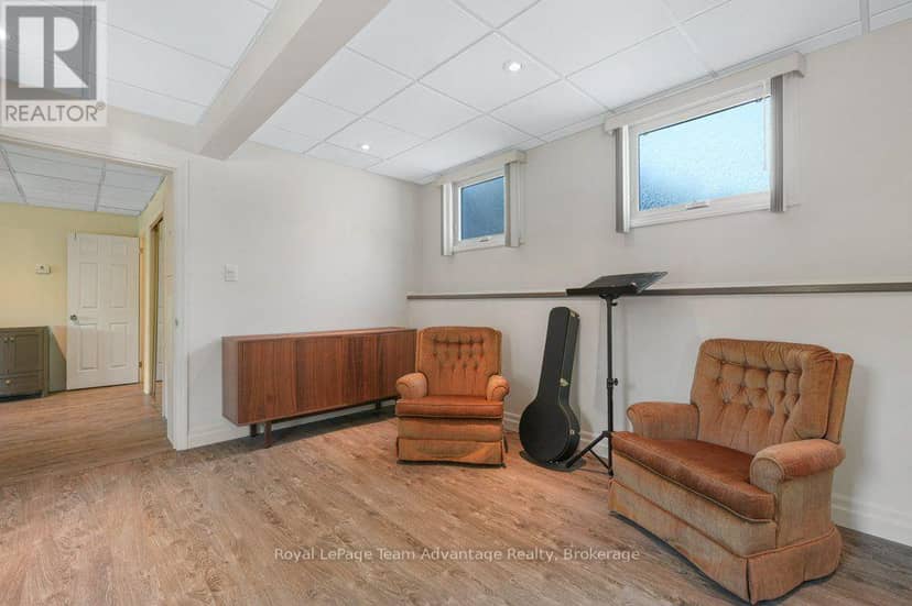 6 Ginnie Street — photo 37 of 40