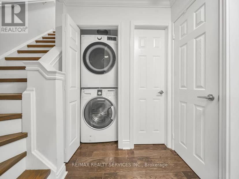 3079 Bartholomew Crescent — photo 16 of 40