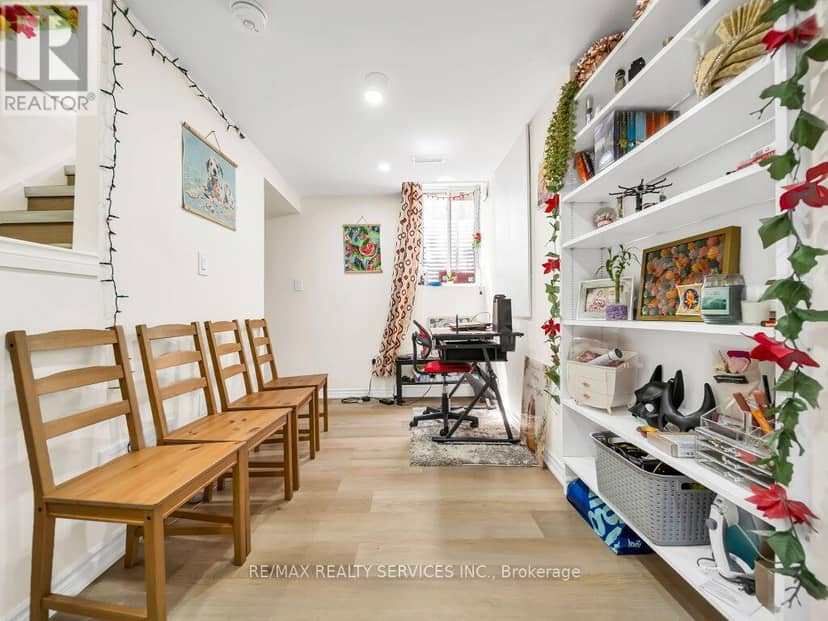 3079 Bartholomew Crescent — photo 27 of 40