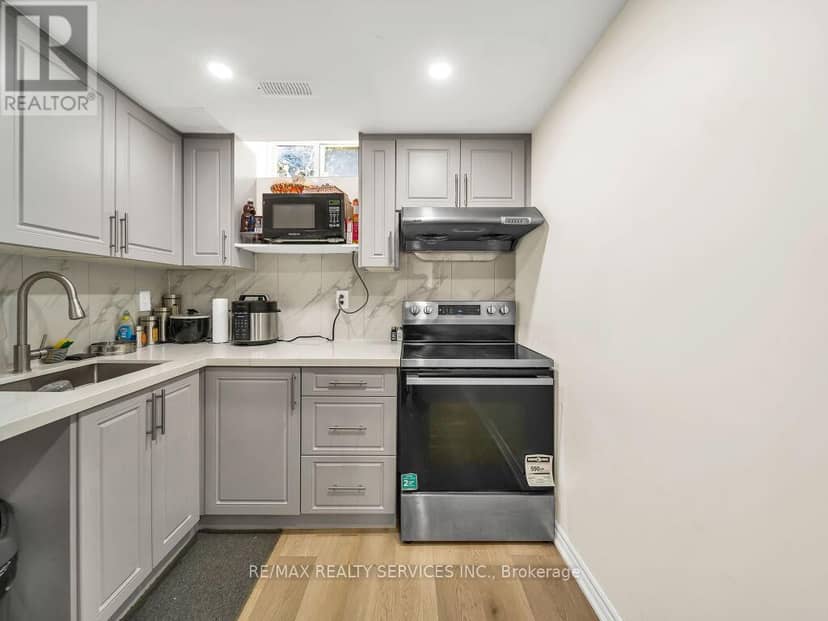 3079 Bartholomew Crescent — photo 30 of 40