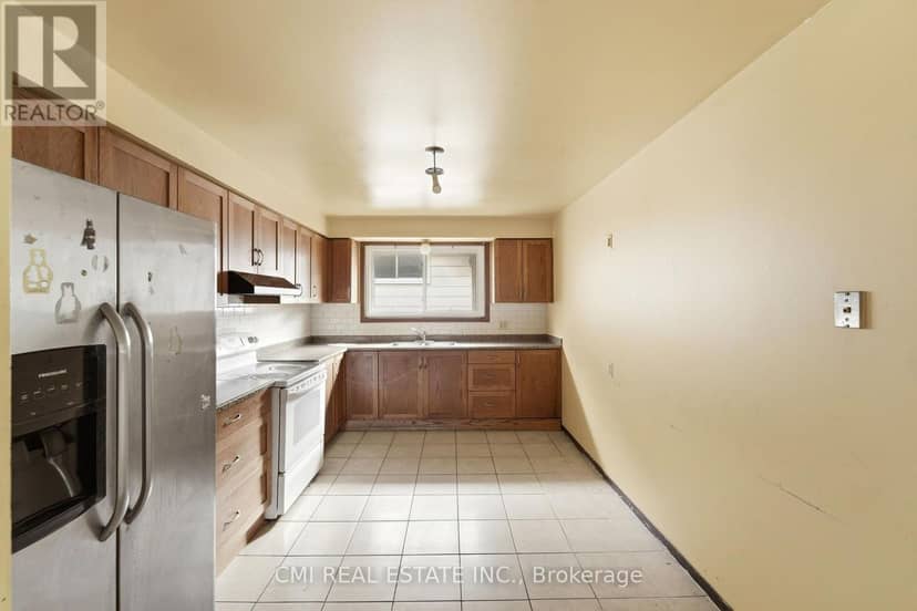 185 Lavina Crescent — photo 17 of 40