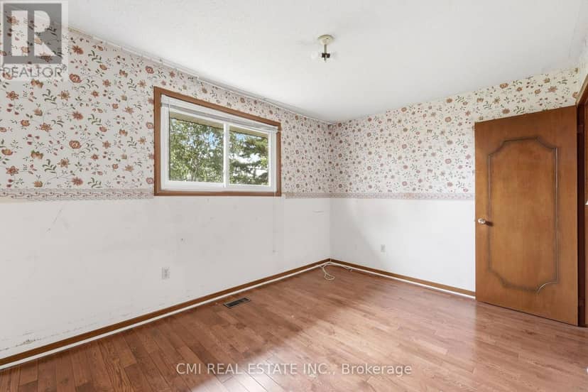 185 Lavina Crescent — photo 30 of 40