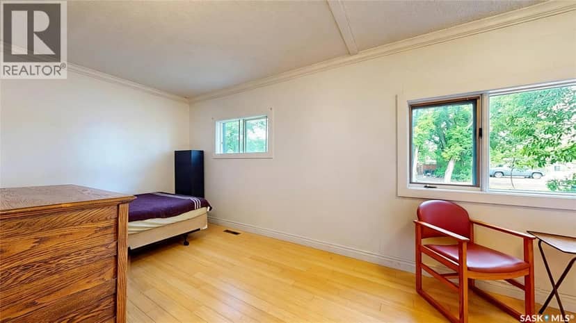 102-104 Marsh STREET — photo 12 of 33