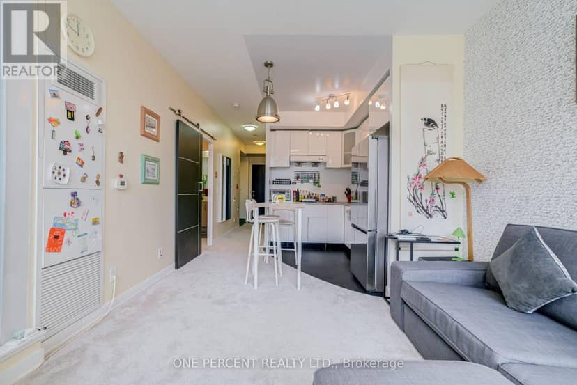 S217 - 120 Bayview Avenue — photo 1 of 31