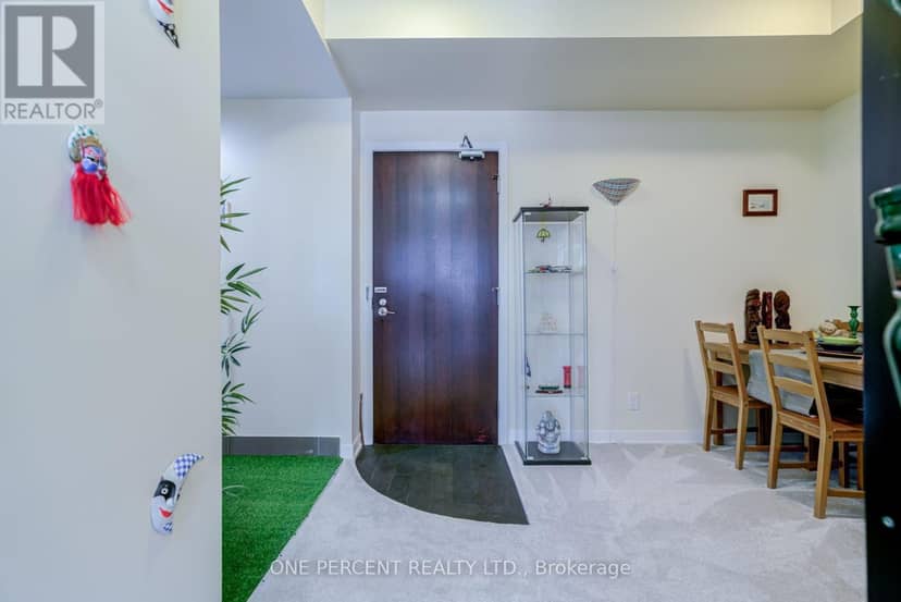 S217 - 120 Bayview Avenue — photo 2 of 31