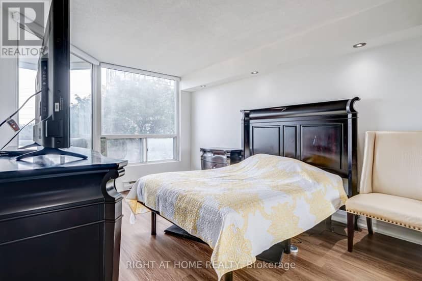 308 - 4470 Tucana Court — photo 30 of 40