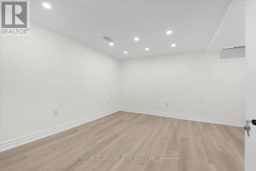 41 Graybark Crescent — photo 30 of 40