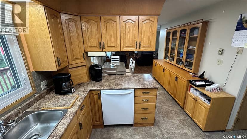 Tisdale Acreage — photo 11 of 40