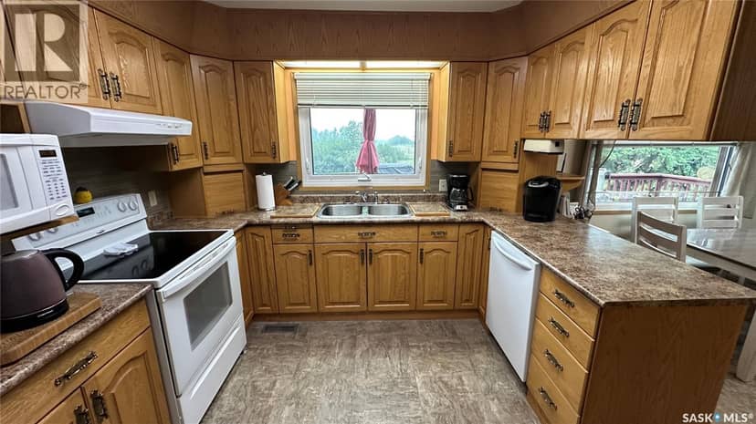 Tisdale Acreage — photo 13 of 40