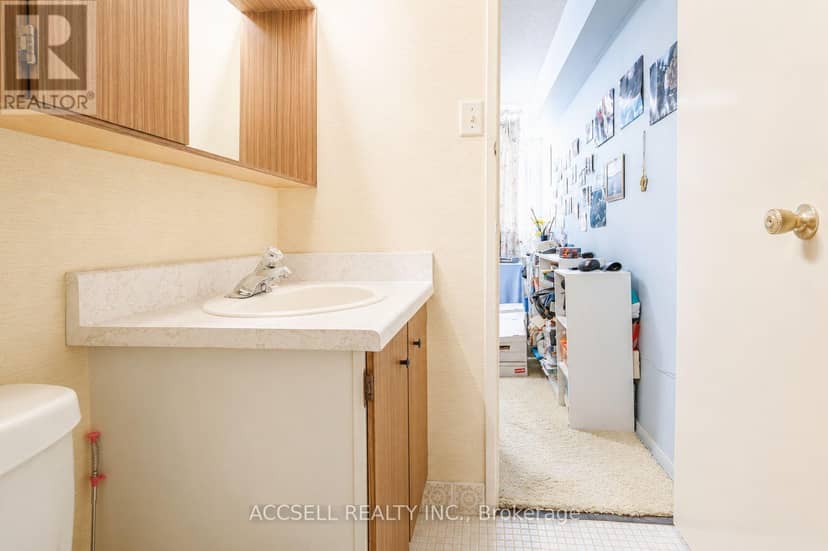 1402 - 45 Silver Springs Boulevard — photo 17 of 33