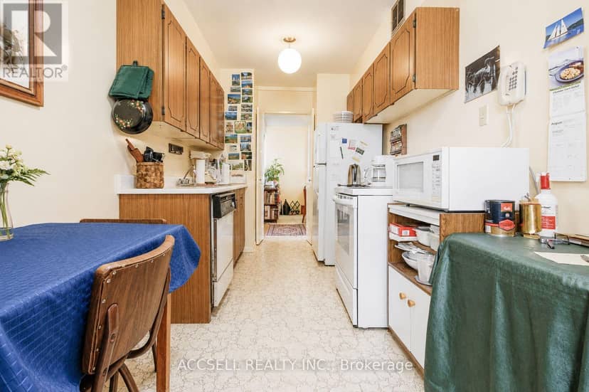 1402 - 45 Silver Springs Boulevard — photo 24 of 33