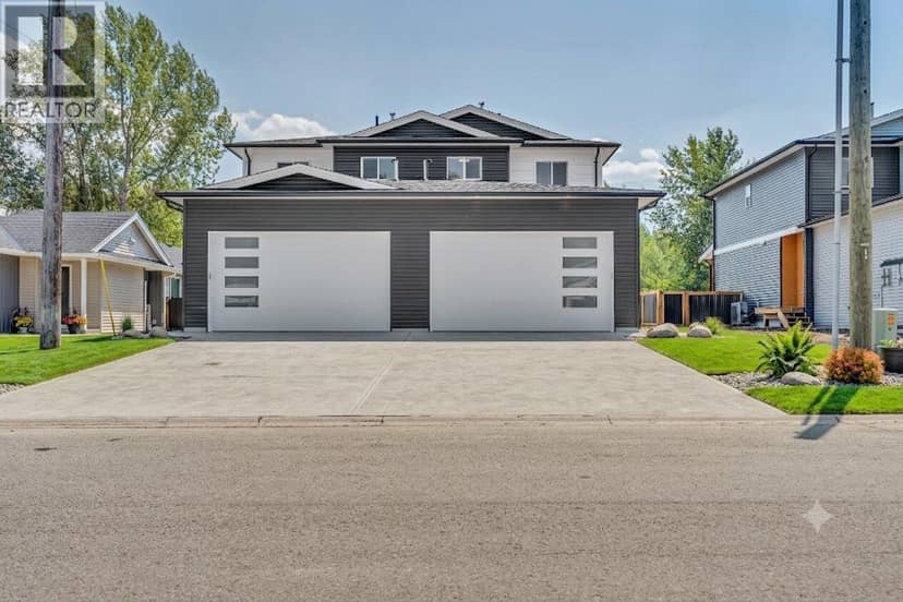 520 Similkameen Ave, Princeton