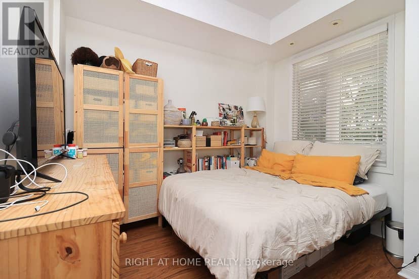 TH12 - 78 Carr Street — photo 16 of 25