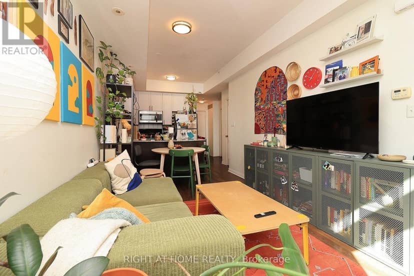 TH12 - 78 Carr Street — photo 9 of 25