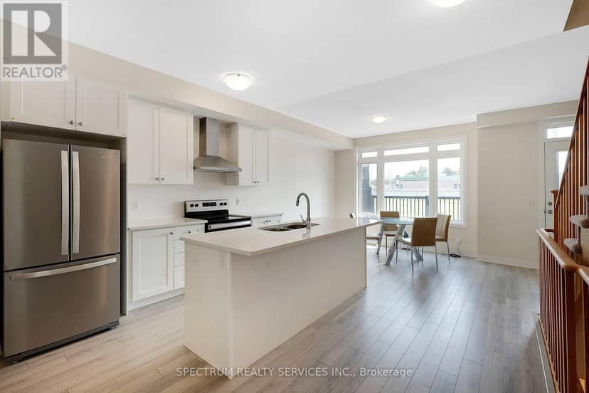 108 - 585 Colborne Street E — photo 23 of 40