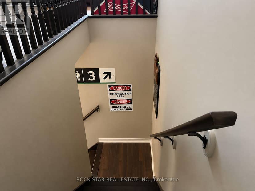 20B Chestnut Street E — photo 7 of 10
