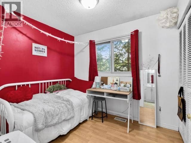 53 Tamarack Drive — photo 13 of 34