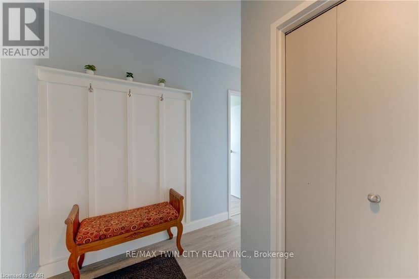 403 - 24 Midland Drive — photo 3 of 31