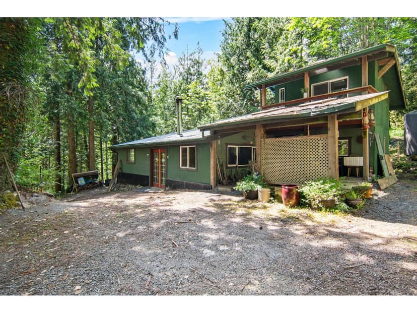 4139 SLESSE ROAD, Chilliwack River Valley, Chilliwack