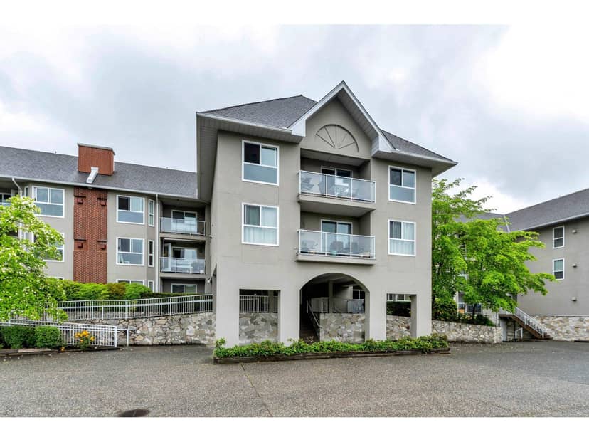 203 19835 64 AVENUE, Langley
