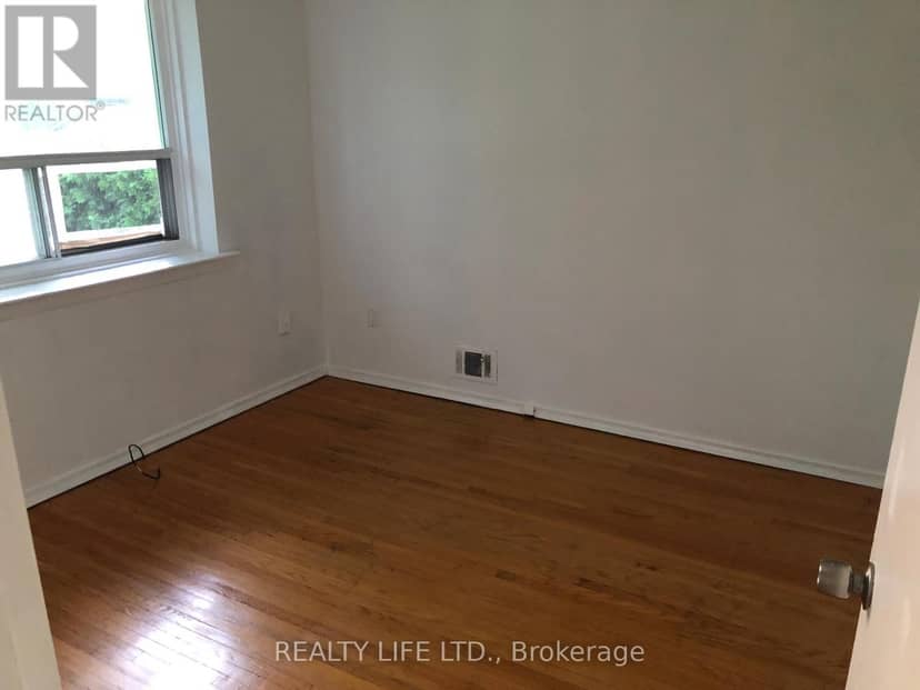 54 Garside Crescent — photo 10 of 28