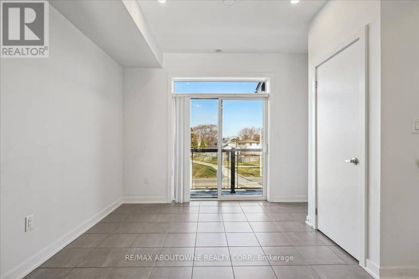 31 - 590 North Service Road, Hamilton, photo 8