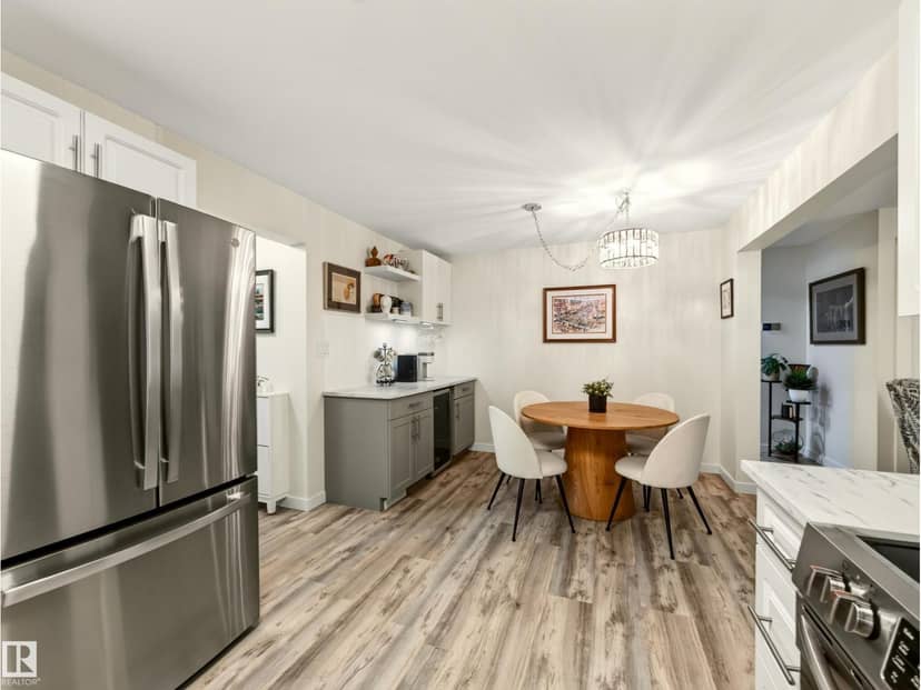 #211 9003 106A AV NW — photo 14 of 40