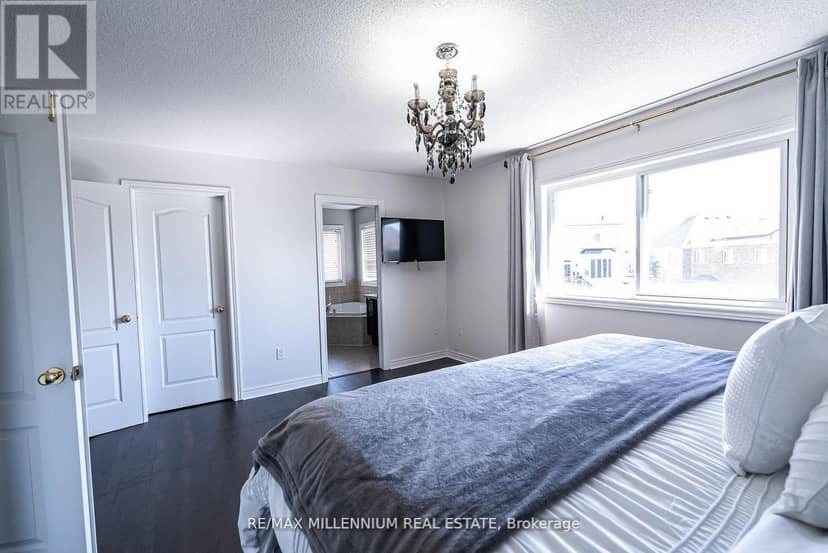 19 Bellotti Crescent — photo 28 of 40