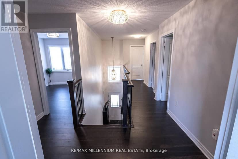 19 Bellotti Crescent — photo 37 of 40