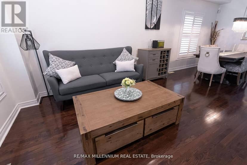 19 Bellotti Crescent — photo 6 of 40