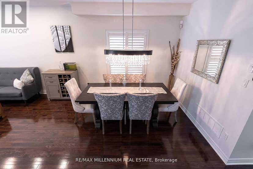 19 Bellotti Crescent — photo 7 of 40