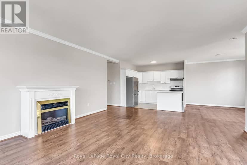 301 - 60 Wyndham Street S — photo 13 of 36