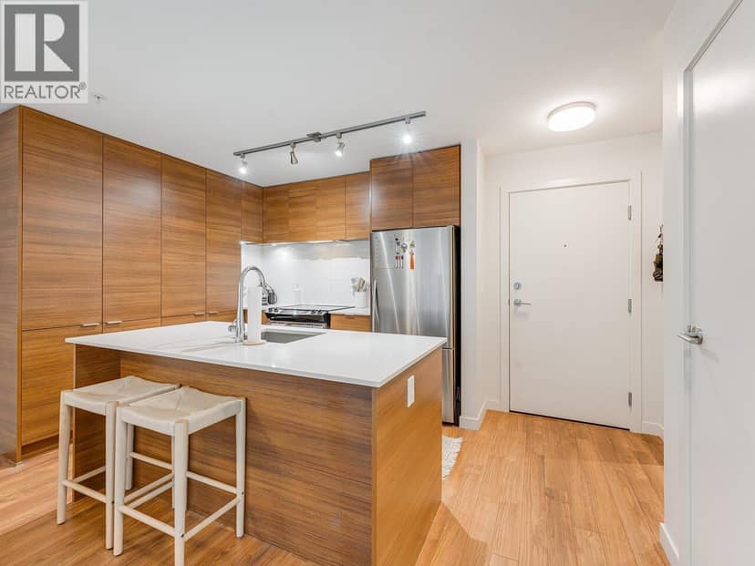 313 1677 LLOYD AVENUE, North Vancouver, photo 4