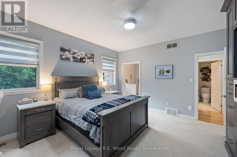 2 Whispering Pine Lane — photo 21 of 40