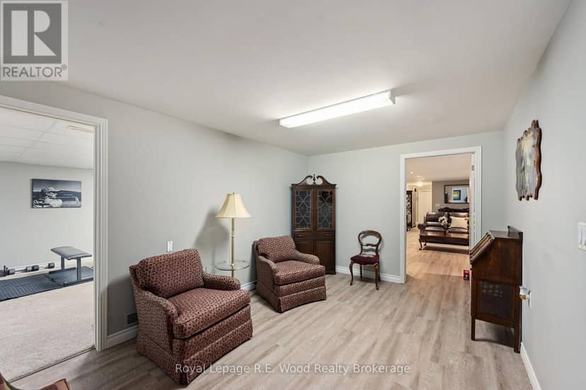 2 Whispering Pine Lane — photo 31 of 40