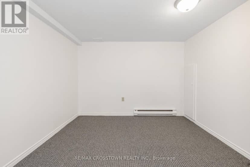 92 Tecumseth Pines Drive — photo 23 of 40