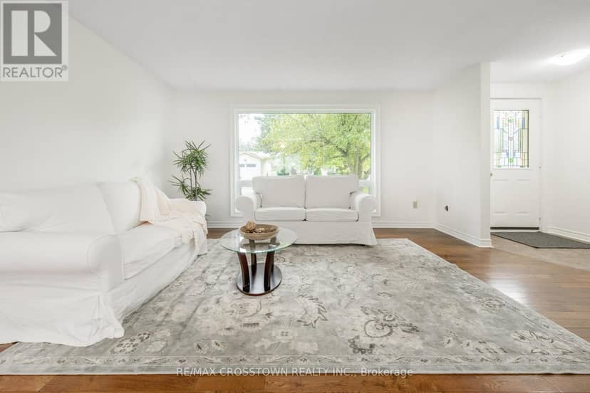92 Tecumseth Pines Drive — photo 9 of 40