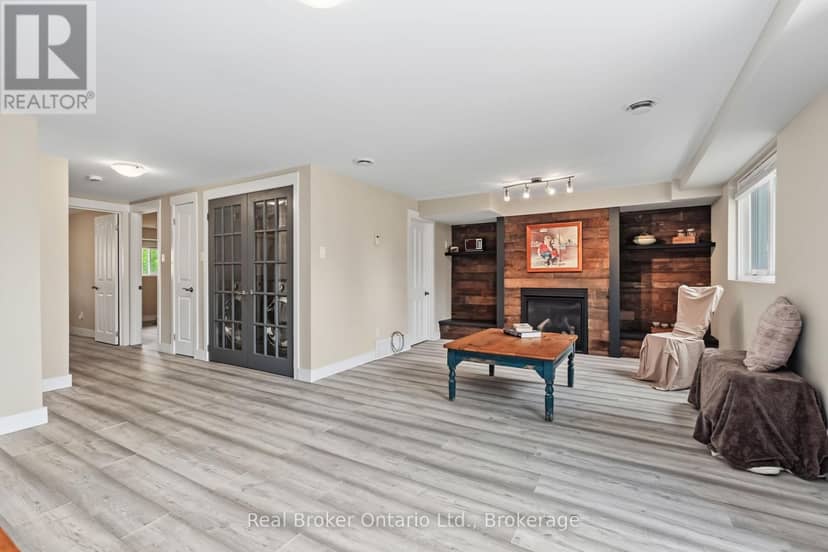 115 Carlisle Street — photo 20 of 40