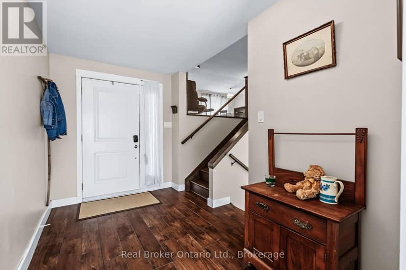 115 Carlisle Street — photo 5 of 40