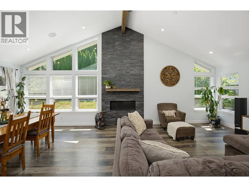 20902 WICKLUND AVENUE, Maple Ridge, photo 3