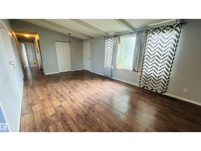 5102 57 ST, Cold Lake, photo 5