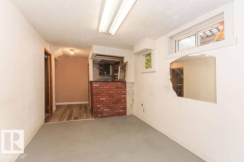 #5 14205 82 ST NW — photo 19 of 25