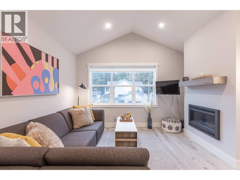 1 950 Woodsworth Road, Gibsons, photo 6