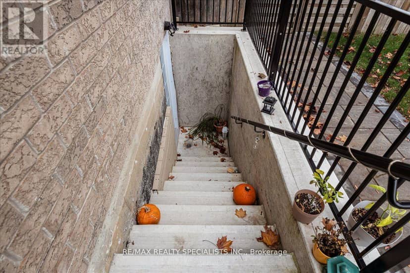 1165 Mitchell Court — photo 23 of 40
