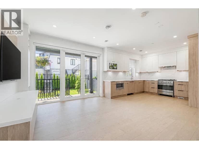 2972 VENABLES STREET, Vancouver, photo 3