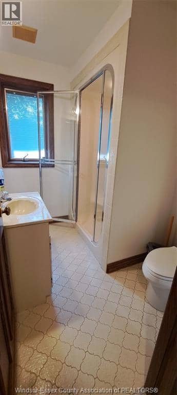 3431 Ancaster Court — photo 15 of 38