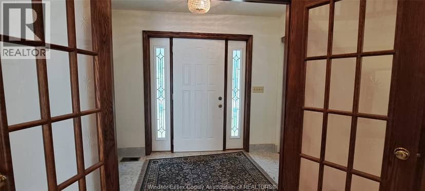 3431 Ancaster Court — photo 2 of 38