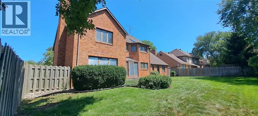 3431 Ancaster Court — photo 36 of 38